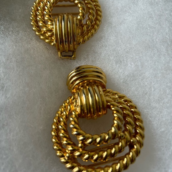 Vintage MiMi D N 1989 interlocking gold tone buckle 
Ribbon style - Picture 6 of 8